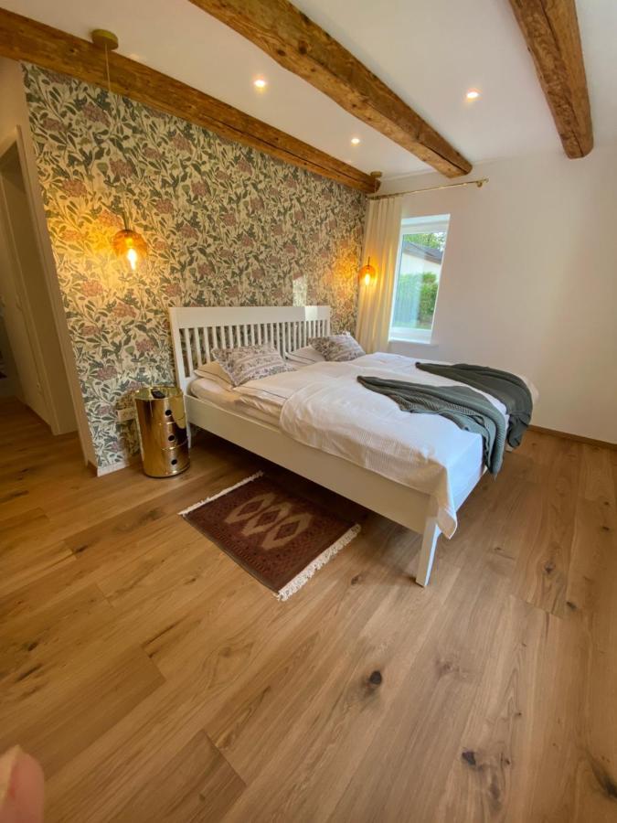 Historical Villa In The Heart Of Bled 2 Exteriör bild