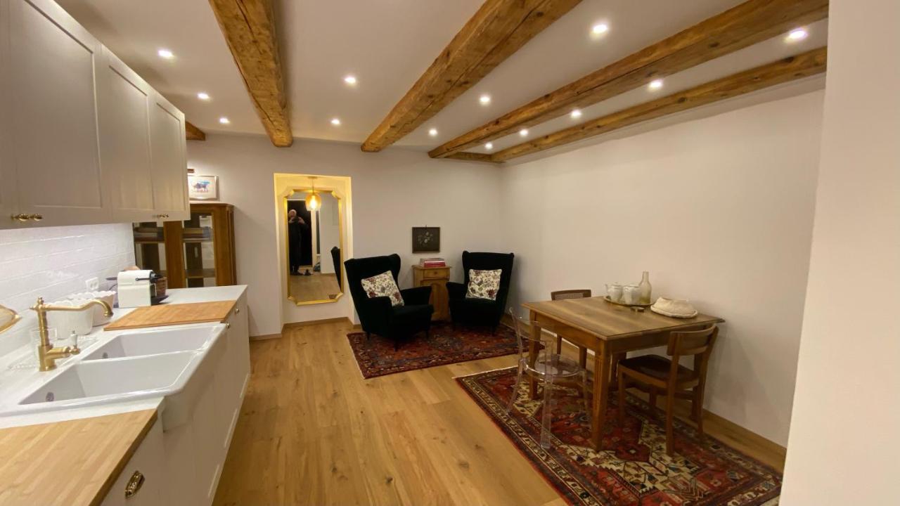 Historical Villa In The Heart Of Bled 2 Exteriör bild